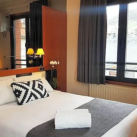 U-hotel Boutique Oria 酒店