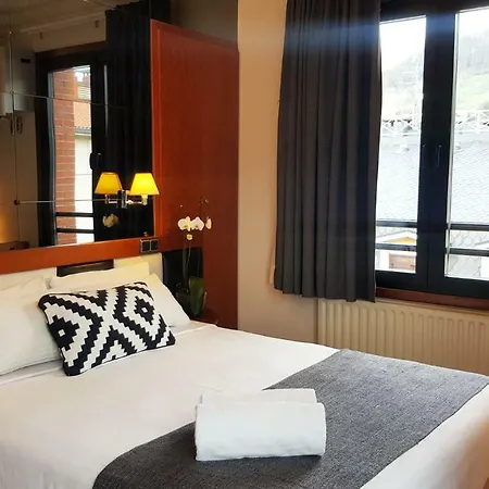 U-hotel Boutique Oria Hotel *